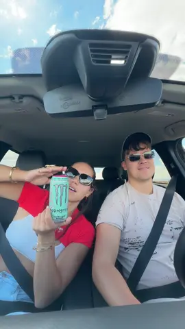 Med potjo pa seveda Taste Test Monsterja! A ga je kdo že probal? #tastetest #monster #tiktokslocenija 