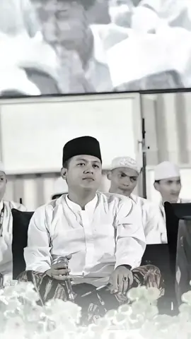 Bocah Cilik-Cilik || Cak Sani ft Cak Nur🌹 • • @firmanachsani013  #majelissholawat #bocahcilikcilik #leloleloledonganaklanangnandurjagung #caksani #caknur 