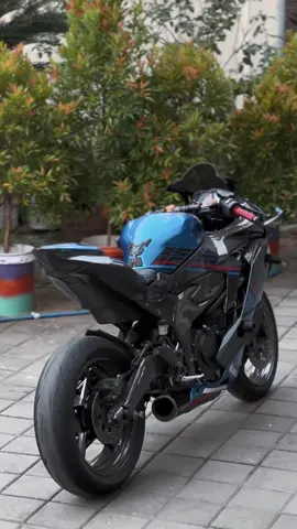 #fyp #zx25r 
