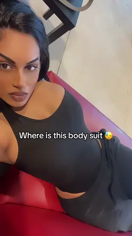 Why and how do I lose all my favorite pieces of clothing? I can’t be the only one… am I? 