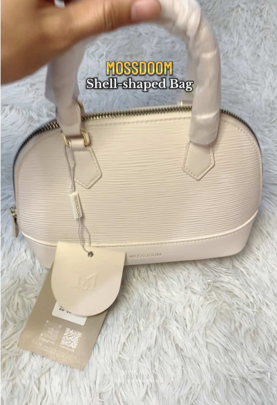 this spacious 3 in 1 style bag from @MOSSDOOM.PH na ang lakas den maka classy ng dating! #mossdoom #shellshapedbag #womensbag #3stylein1bag #bagtiktokshop 