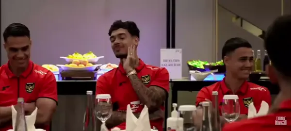 briefing Timnas #timnasindonesia #kevindiks #messhilgerss #emilaudero #jayidzes 