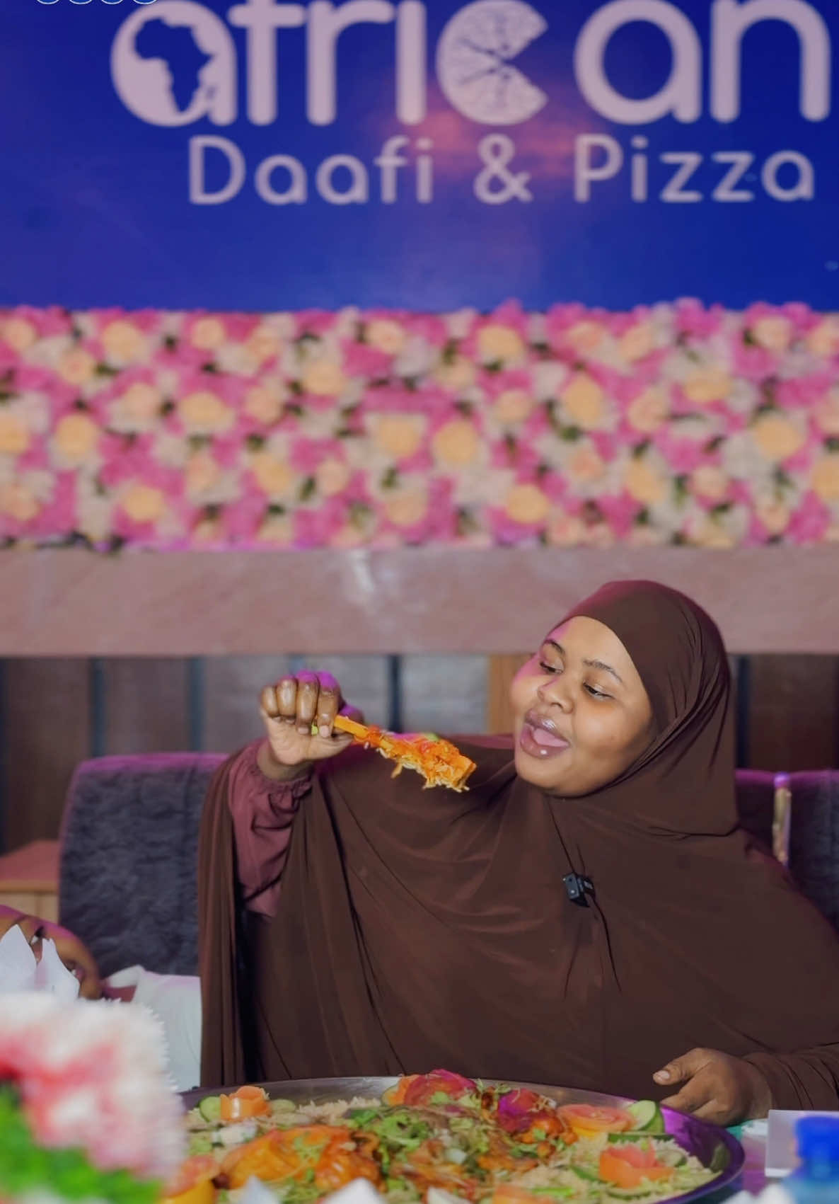 #african✅✅ #pizza✅✅ #daafi✅ #mogadishotiktokers🇸🇴 #somalitiktok2024🇸🇴🇸🇴😍❤️😊🙏 #restaurant✅✅ #food✅✅ #delivery✅✅✅✅ #service✅✅ #firee✅✅ #dheylo✅✅ #dheylo_cunow✅️✅️ 
