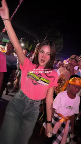 Mening +++bareng @RJBAUDIO @VIDEOTRON JALANAN @R_Zak32 @𝐂𝐇𝐄𝐋𝐋𝐎𝐖𝐑𝐞𝐚𝐥💋@BULLE JOWO🇺🇿🇳🇱🇮🇩 @Desiiafrikaaa_ 