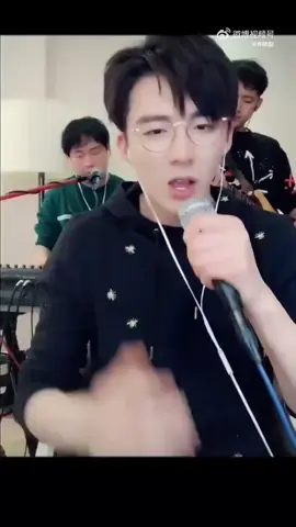 Góc đăng những video hát hò của Ninh Ca🥰 #luuvuninh_liuyuning_刘宇宁 #摩登兄弟刘宇宁 