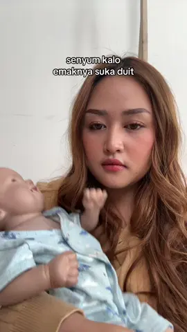 bau nya aja udah suka apalagi fisiknya bener ga ibu ibu? wkwkwkwkwk  #mom #wife 
