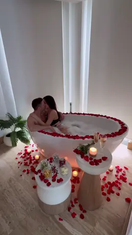 Romantic days in Fethiye!🌹🥂#libertyfabay #romance #couple @LibertyFabay 