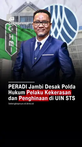Dewan Pimpinan Cabang Perhimpunan Advokat Indonesia (DPC PERADI) Jambi dengan tegas mendesak Kepolisian Daerah Jambi untuk segera melakukan proses hukum secara cepat, transparan, dan tuntas terhadap pelaku pengeroyokan dan kekerasan serta penghinaan terhadap bendera salah satu organisasi mahasiswa yang dilakukan oleh oknum-oknum mahasiswa di lingkungan Universitas Islam Negeri Sultan Thaha Saifuddin (UIN STS) Jambi. Tindakan kekerasan dan penghinaan simbol organisasi tersebut merupakan pelanggaran hukum yang serius, di mana pengeroyokan termasuk dalam tindak pidana penganiayaan berat sebagaimana diatur dalam Pasal 170 Kitab Undang-Undang Hukum Pidana (KUHP), dan penghinaan terhadap lambang organisasi dapat dikenai sanksi hukum yang sesuai.  Oleh karena itu, DPC PERADI Jambi menegaskan pentingnya penegakan hukum yang tegas tanpa kompromi karena perbuatan ini telah dilakukan berulang untuk memastikan keadilan ditegakkan dan efek jera tercipta.
 #jambi #jambiviral #mahasiswa #hmi #pmii 
