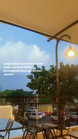 jangan pernah takut untuk terus melangkah ke depan. #fyp #katakata #masadepan #viral #terbuangdalamwaktu 