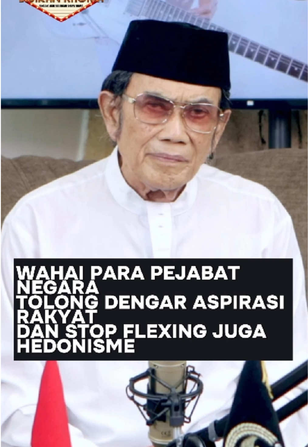 Kepada #FORSA di manapun kalian berada, jangan lewatkan edisi terbaru #BisikanRhoma MALAM INI pukul 19:00 WIB eksklusif hanya di kanal YouTube Rhoma Irama Official.  #RhomaIrama #BisikanRhoma