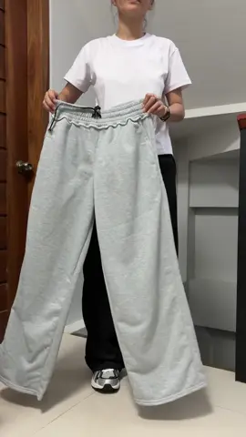 Grey SweatPants?? Yes! #sweatpants #baggysweatpants #graysweatpants #graysweatpants #loungepants 