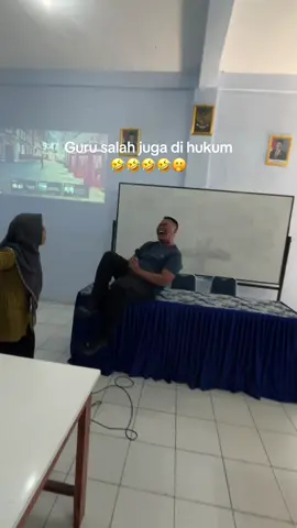 gurune salah juga di hukum🤣🤣🤣🫢 #tepuktangan #icebreeking #fypage #fyppppppppppppppppppppppp #viraltiktok 