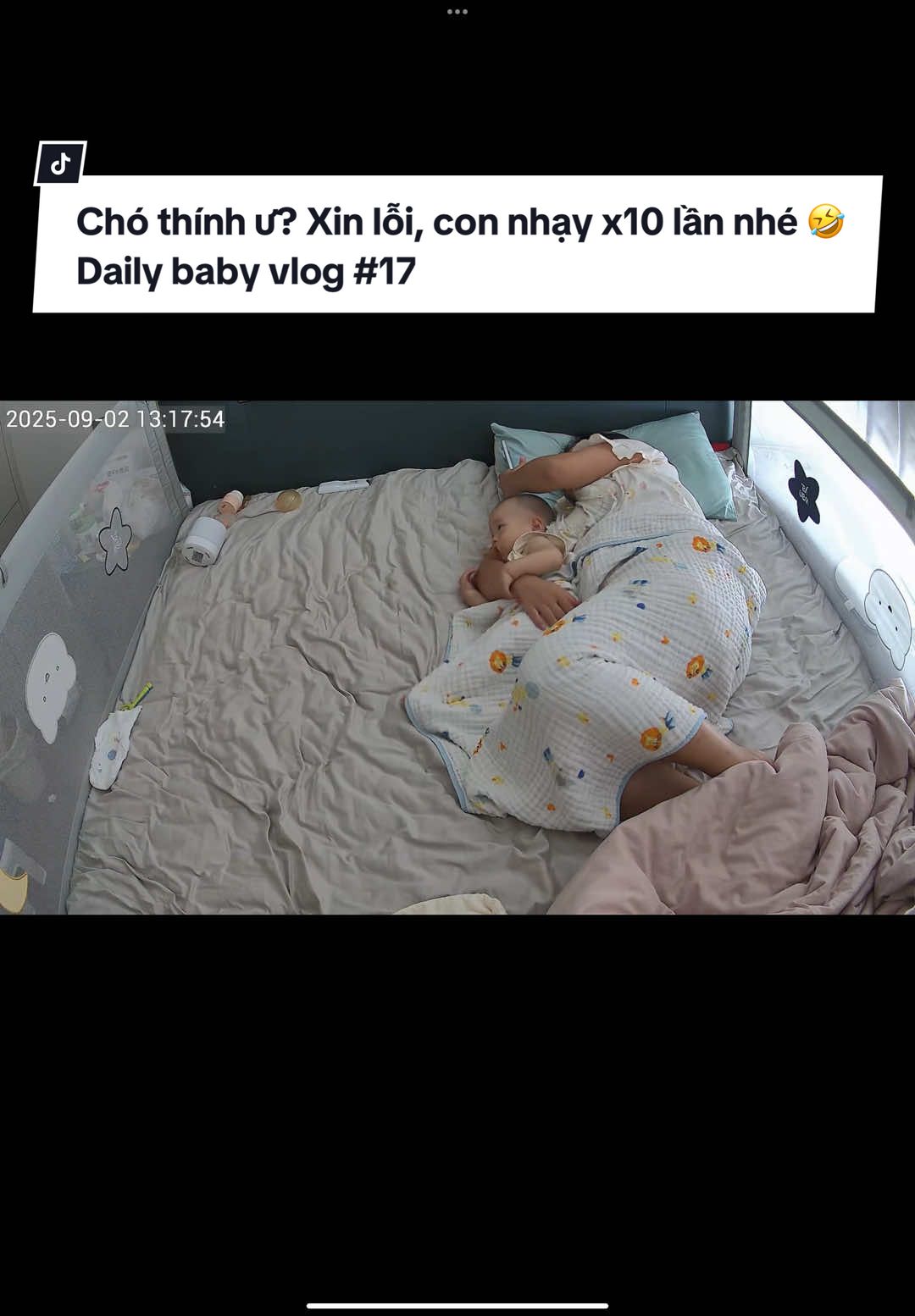 Ngủ trưa là phải được mẹ ôm mới chịu, mẹ rời đi một cái là mở mắt dậy liền #embebebibo #mebimsua #embedangyeu #babiesoftiktok #babytiktok 