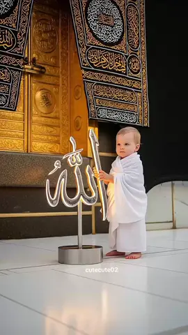 muslim baby praying 🤲🏻🕋  #muslimbaby #baby #cutebaby #islamic_video #babiesoftiktok 