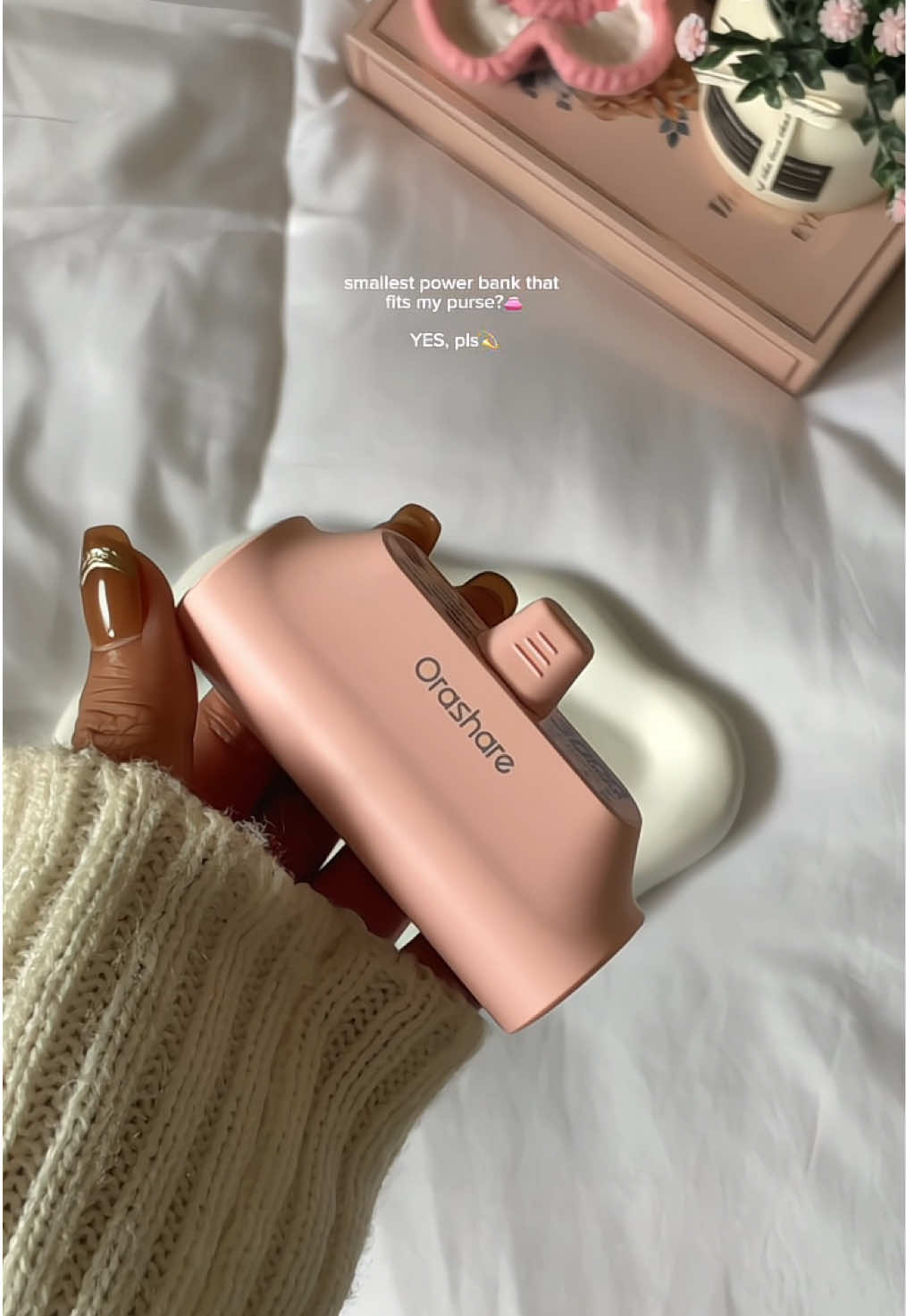 your on the go power bank from @Orashareph 💌💫 #powerbank #minipowerbank #orasharepowerbank #orasharecapsulepowerbank #3000mahpowerbank 
