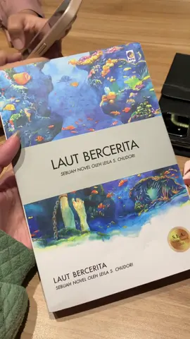 baru halaman pertama knp dibikin nyesek bgt ih sumpah jahatt🥺❤️‍🩹 #lautbercerita 