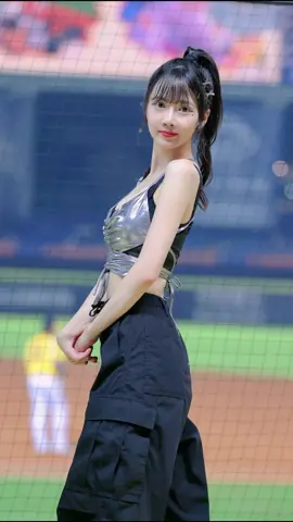 𝟮𝟬𝟮𝟱.𝟬𝟵.𝟬𝟯 🎦 @angelia 宸宸 衣宸#00  不同風格的衣宸❤️‍🔥 💗女孩日中場舞💗 💿𝑲𝑨𝑻𝑺𝑬𝒀𝑬-𝑫𝒆𝒃𝒖𝒕 #衣宸 #中信兄弟 #passionsisters #中信兄弟啦啦隊