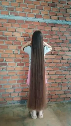 tháng 9 rùi....mùa này tóc chị em có bị rụng không nè 