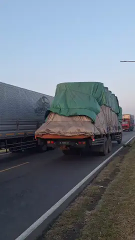 kronologi mobil panjang lagi trobel  tiba tiba ada mobil termo dari belakang  Alhamdulillah gak ada korban musibah gak ada yang tau 🥹intinya tetap hati hati banyak banyak berdoa Karna nasib buruk gak ada di kalender 🙏 semoga urusan nya cepat selesai aminnn semangat pejuang nafkah posisi lingkar Brebes #lingkarbrebes #lakalantas #fyppppppppppppppppppppppp #masukberanda 