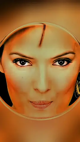 Demet Akalın - Gazete  . #demetakalın 