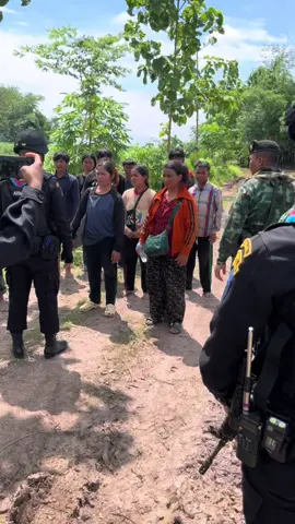 ทหารสกัดจับแรงงานเขมร 10 คน พื้นที่ อ.อรัญประเทศ จ.สระแก้ว รับสารภาพจะไปทำงานก่อสร้างที่กรุงเทพฯ 