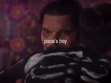 papa’s boy 🥹 #wednesday #pugsleyaddams #gomezaddams #wednesdayaddams #pugsley 