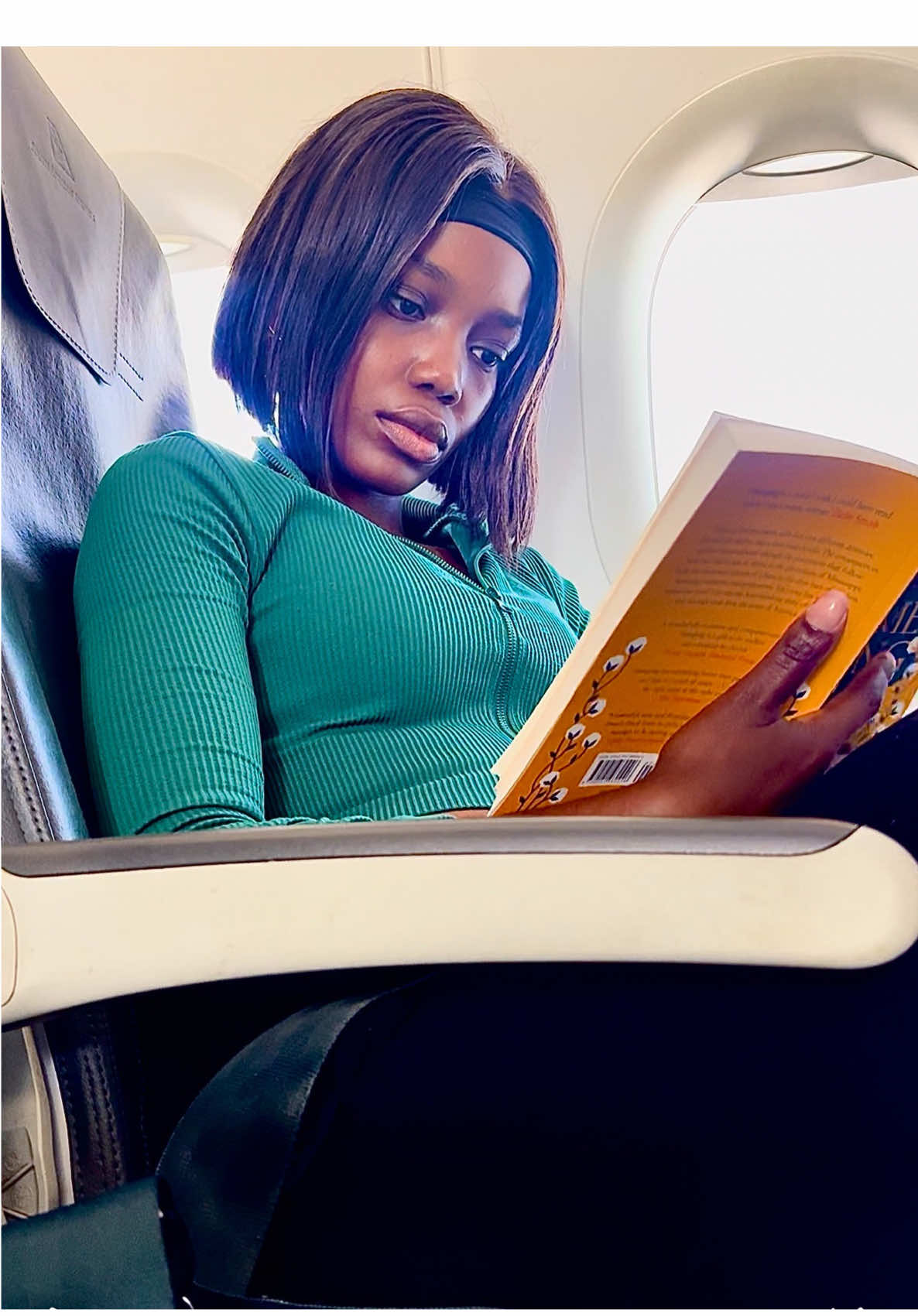 These are just a few benefits of reading for Actors 📚 Get into the habit of reading! Find books on acting, read plays, read classics, fiction and non-fiction - Find what you enjoy and indulge!  #Actor #ActingTips #Read 