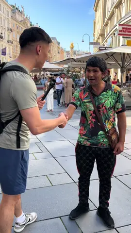 Romani polyglot 🇧🇬🇹🇷🇬🇷🇩🇪🇷🇸🇬🇧 . He speaks more than 4 languages! #roma #bulgaria #greek #turkey #german #serbian #english 