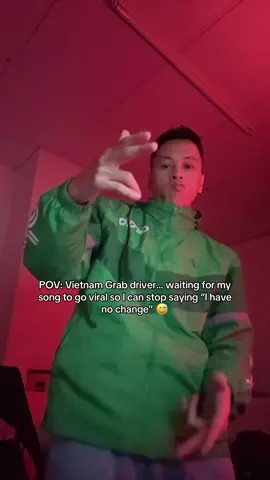 Grab driver make some songs #grabvietnam #grabdriver #hanoi #viral #asian 