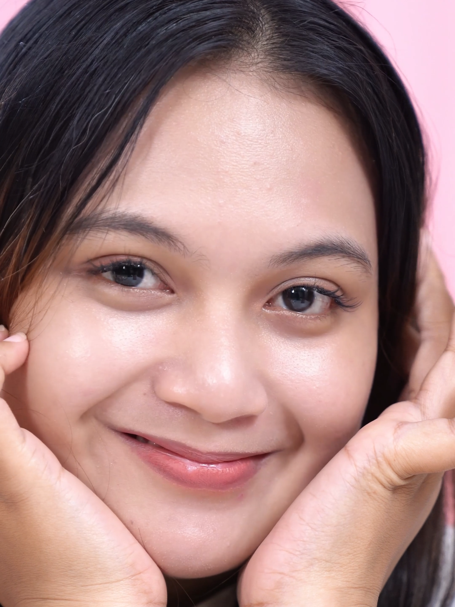 Selamat tinggal untuk kulit kusam & belang! #perfaceskincare #perfacelazycream #toneupcream #cerahnyaeffortless #cerahalami #pemutihwajah #pemutihbadan #kulitbelang #kulitkusam #moisturizer #glowingskin #skincare #racuntiktok #toneup #lewatberanda #fyp