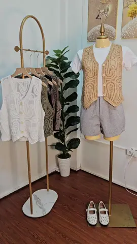 NEW ARRIVAL CROCHET VEST ONESIZE SMALL FIT TO LARGE BODYFRAME #richtitaoutfits #WOMENSELEGANTOUTFUT #womensfashionstyle #WOMENSOOTD 