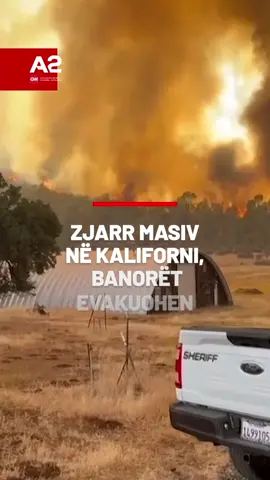 Zjarr masiv në Kaliforni, banorët evakuohen #A2CNN #lajmeshqip #fyppp #tiktok #like