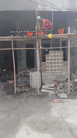 wong bangun nek wes sampe proses ngeneki wes mulai katon pandangane. bulanane juga mulai katon 😁😄