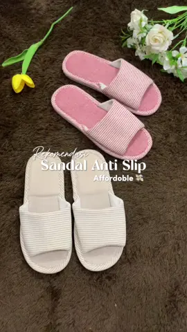 Sandal anti slip 🤩✨ sandalnya empuk & nyaman loh. Yuk buruan order sekarang 🤩🔔✨‼️‼️ #fyp #foryou #sandalrumah #sandal #sandalwanita 