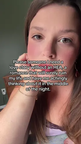 Sally Rooney help a girl out! #romancebooktok #romancebookrecs #bookrecs #romancereader #angstyromance 