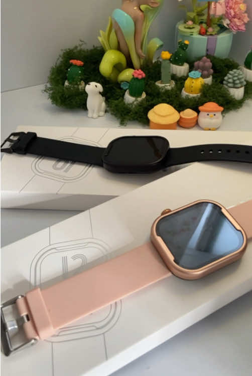🎃Halloween’s right around the corner — still hunting for a great gift for family,friends,or your S.O.?🙌 This smartwatch’s got you covered:sleek black and pretty rose gold,super budget-friendly,and totally functional. It’s especially cute for couples(catchy vibes,anyone?👩‍❤️‍👨) Grab one before spooky season’s in full swing— they’ll love it!🥰 #fabstyl #smartwatch #gift #halloween #budgetfriendly 