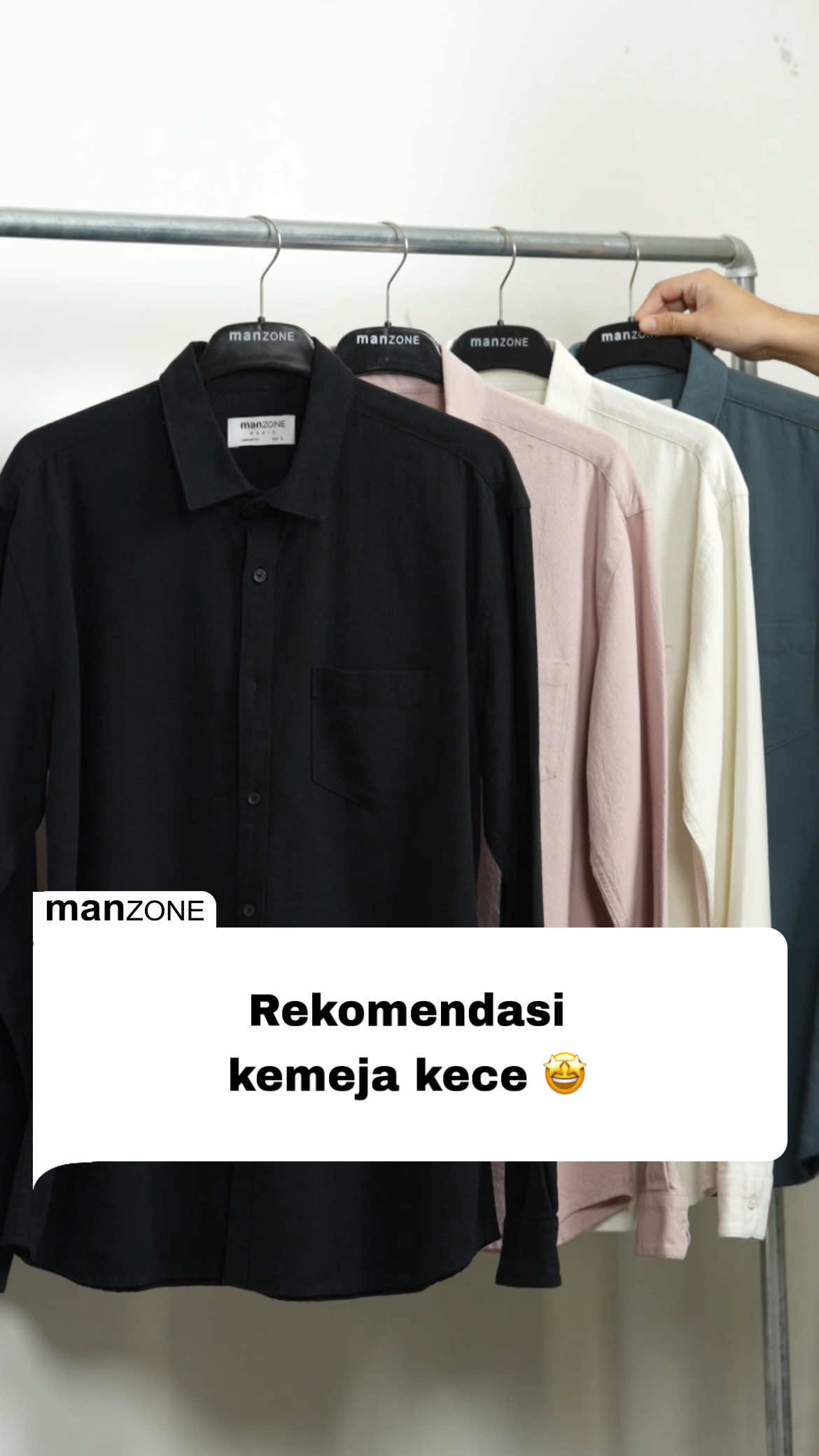 Rekomendasi kemeja kece untuk kalian 🫴🏼🤩 #manzone #fyp #kemejakece #kemejapria 