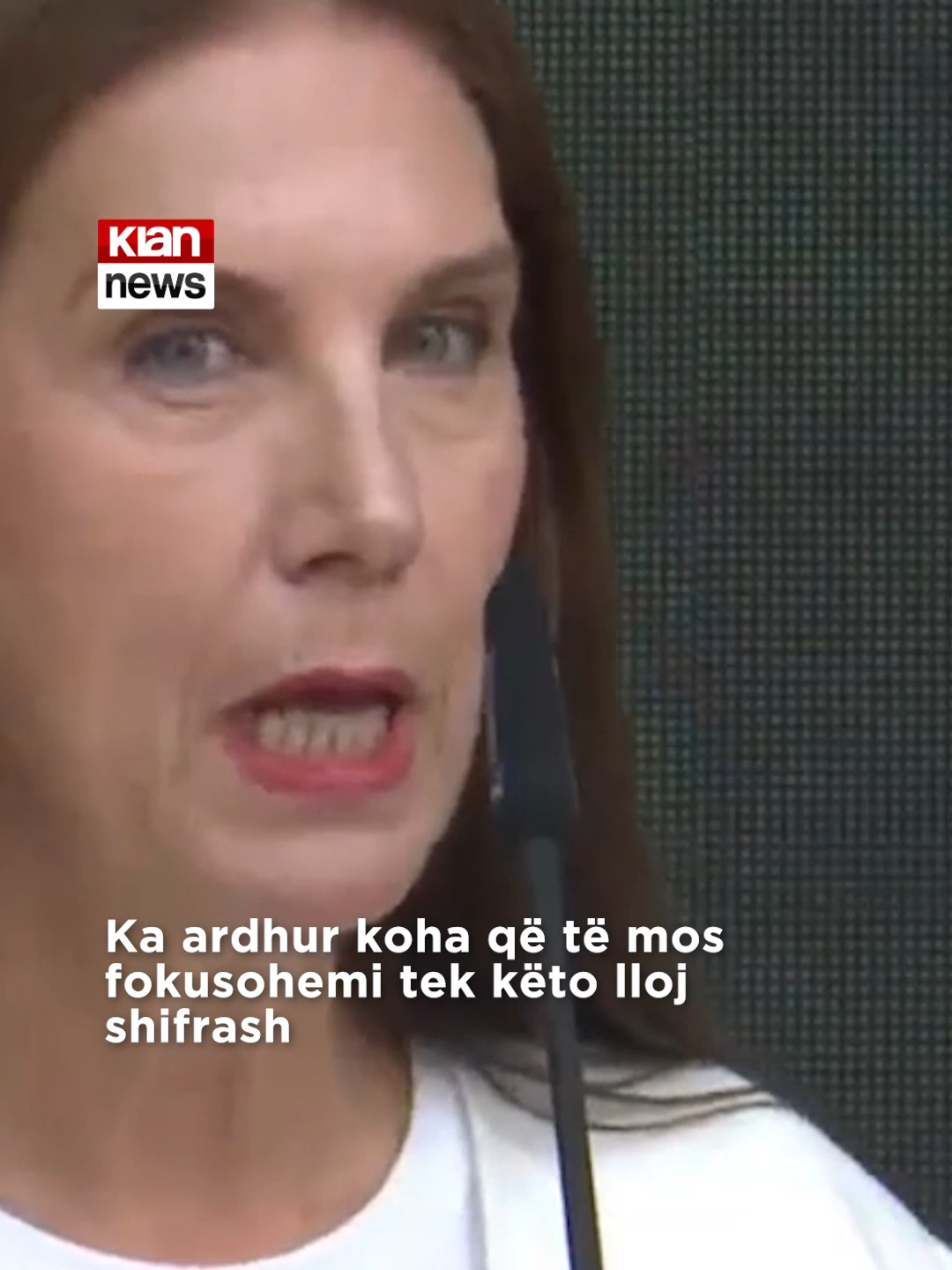 Mirela Kumbaro: Nuk synojmë të joshim më turistët e lirë, por të bëjmë turizëm cilësor Ministrja e Turizmit dhe Mjedisit Mirela Kumbaro ka deklaruar këtë të enjte, se synimi i qeverisë nuk është më të tërheqë turistë të huaj për turizëm të lirë në vend. Por rritja e cilësisë së turizmit dhe e ekonomisë shqiptare duke shkuar përtej kësaj. LEXO MË SHUMË NË TVKLAN.AL #TvKlan #News #MirelaKumbaro #Turizëm