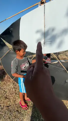 Layangan Penuh Dengan Experimen , Suntoro Ngevlog Dilangit 