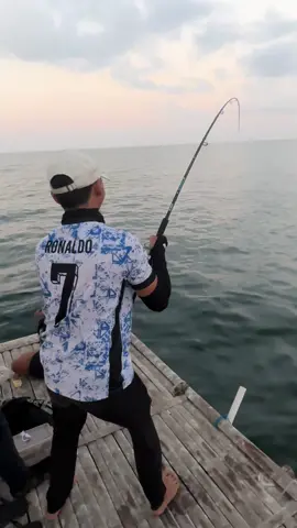ronaldo habis pensi #cristianoronaldo #cristiano #fishing 