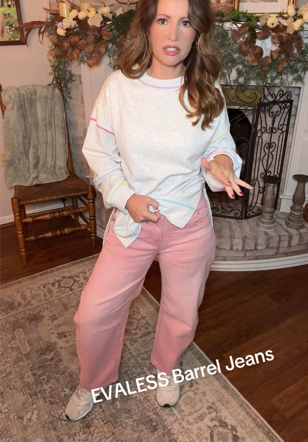 @Evaless_official I need these in every color! They’re fantastic! So much stretch, such great quality! Love the barrel fit! #barreljeans #denim #OOTD #fashion #pants 