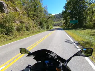 chill vibes and solo riding in VA. #solotravelwoman #motoadventures #ninja1100sx 