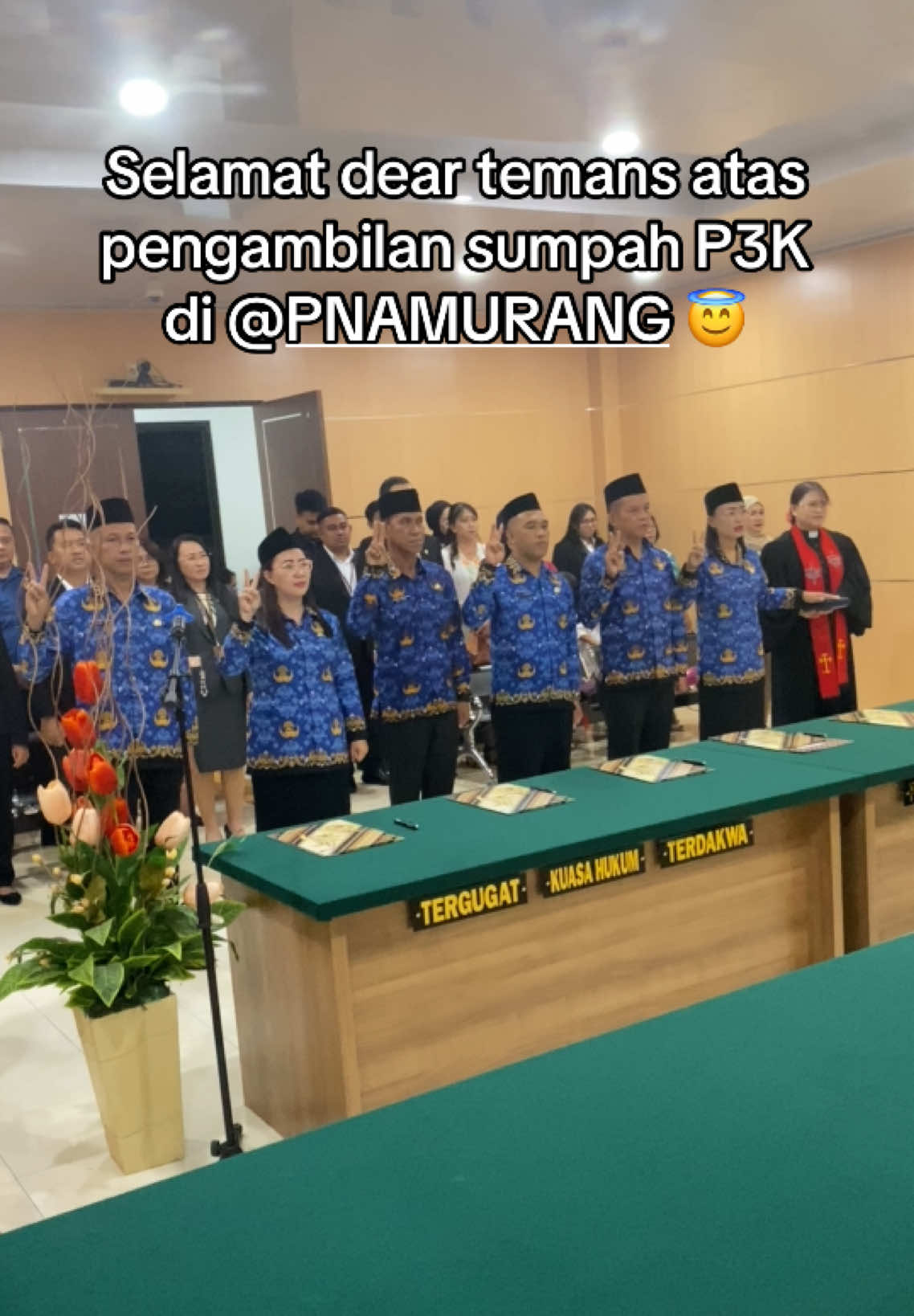 Selamat atas pengambilan sumpah dear temans Pegawai Pemerintah dengan Perjanjian Kerja di @PN AMURANG 😇🙏 #pnamuranghebat #pengadilannegeri #mahkamahagung #p3k 