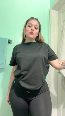 HUMOR #LIVEIncentiveProgram #SideHustleLIVE #PaidPartnership #Besito💋💁🏼‍♀️ 