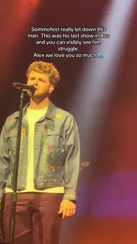 @Alex Warren @Alex Warren @Alex Warren Clips  Take all the time in the world to look after you !! We all love you so much 🩵 #alexwarren #MentalHealthAwareness 