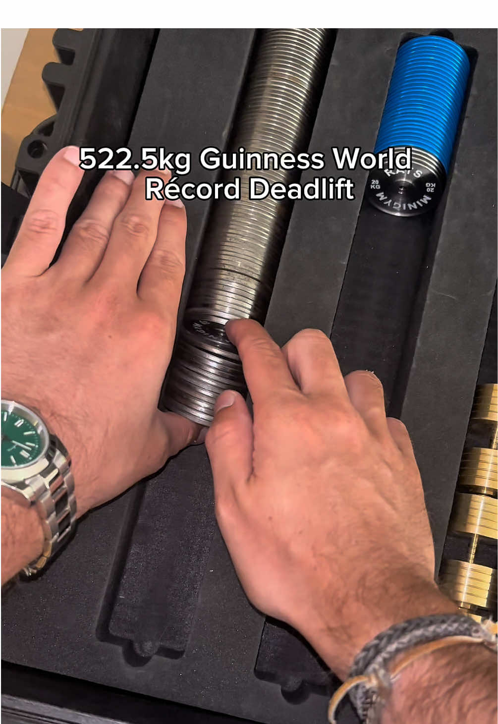 Nuevo récord mundial en Deadlift con los discos de acero.  ¿Qué os parece? #asmr #powerlifting #GymTok 