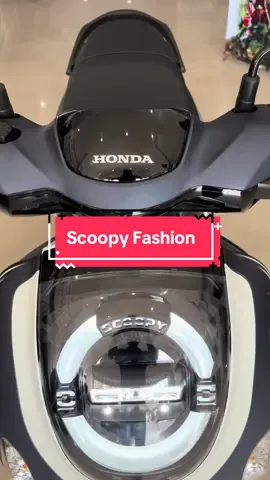 Saatnya tampil beda, saatnya Honda Scoopy Fashion Blue! Retro, stylish, dan penuh karakter 🚀 ✨ Desain kece ✨ Fitur modern ✨ Bikin kalian jadi pusat perhatian Siap jalan, siap gaya, siap jadi trendsetter! 🔥 #HondaScoopy #FashionBlue #ScoopyStyle #ksmbalung 