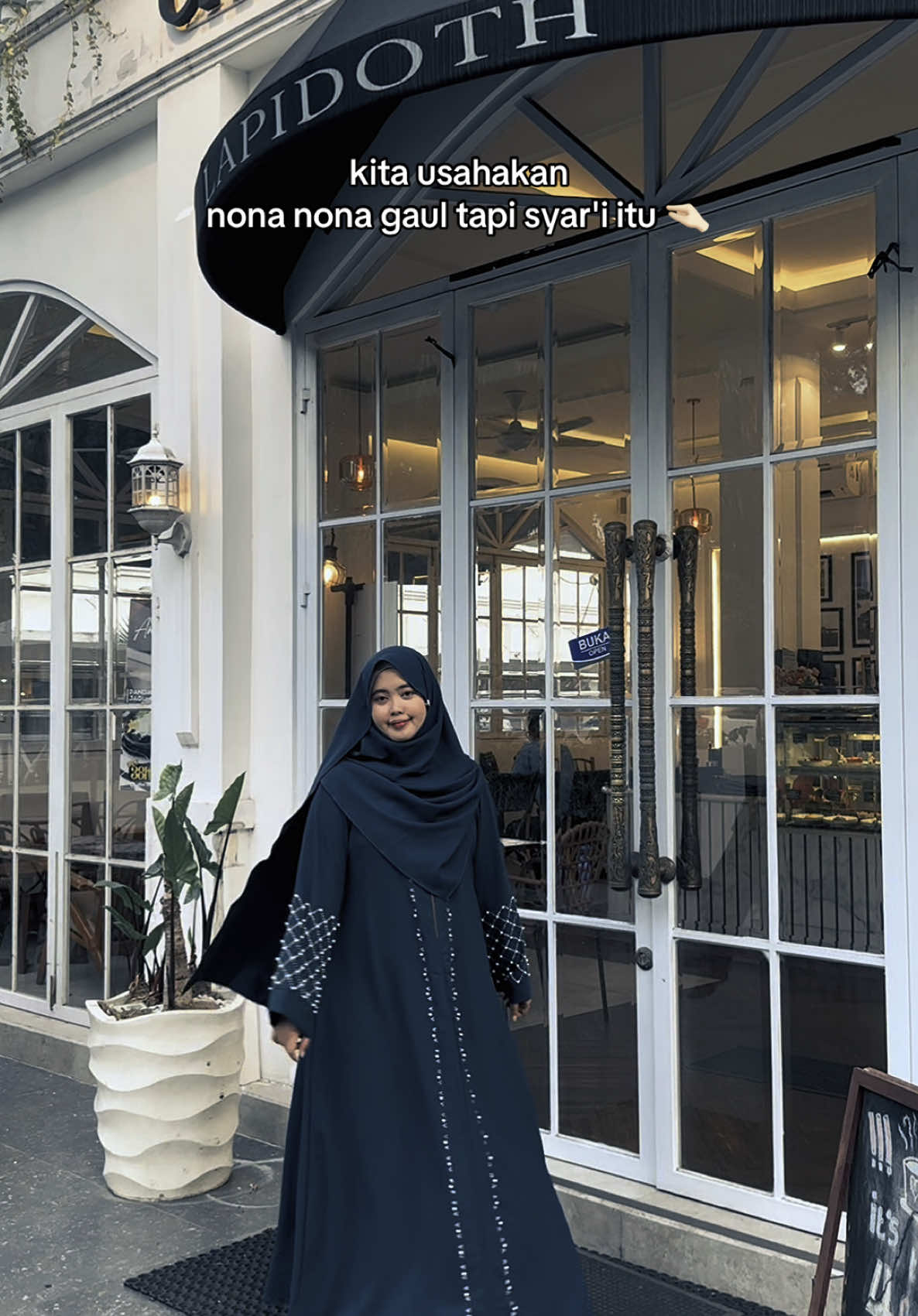 nayyara abaya join trend😍❤️✨🕊️#nayyaraabaya #abayamathla #sarimbitkeluarga #bajulebaran #abayalebaran 