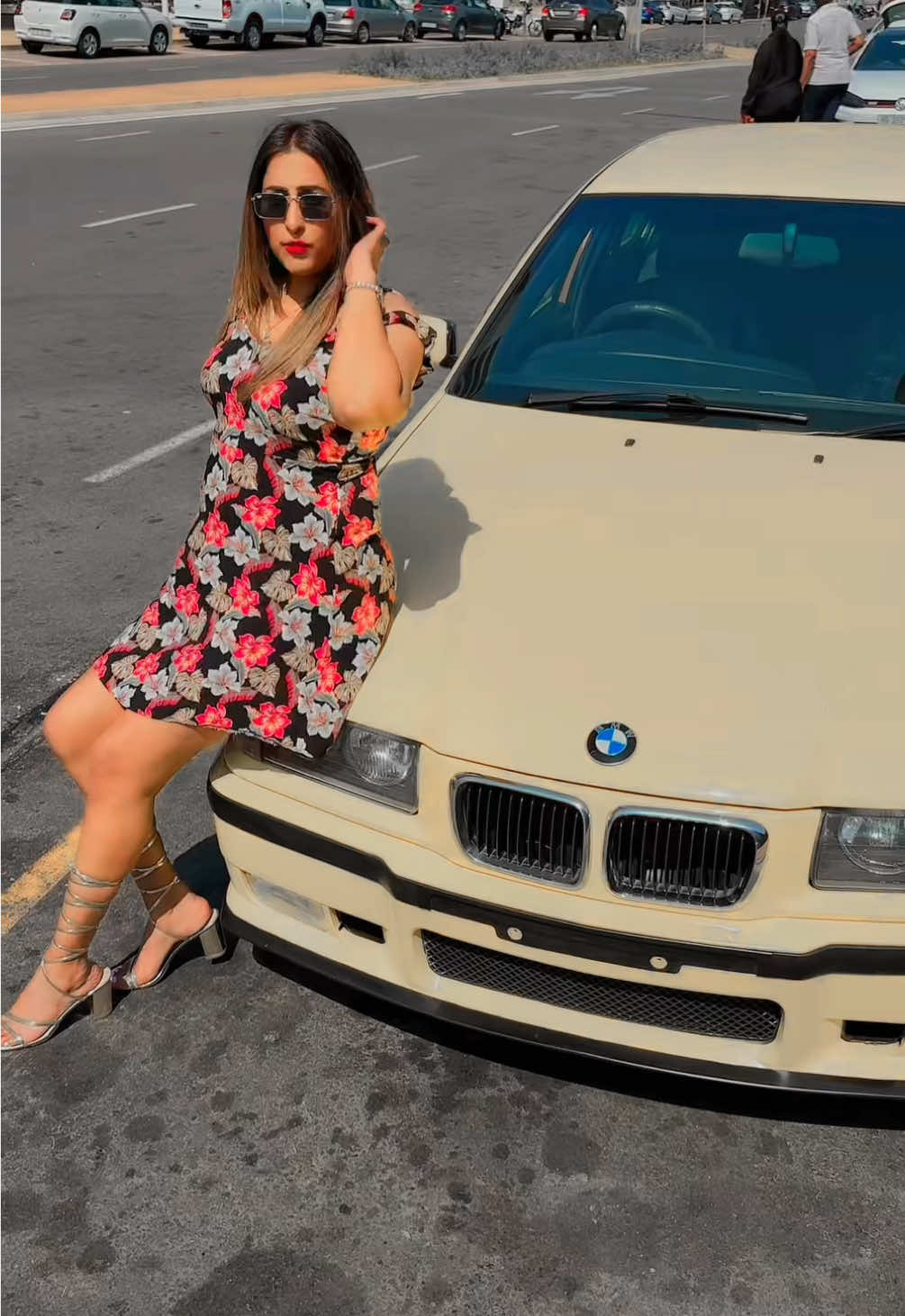 Ima fight NO man😋 but the serious face is giving 😉 #fyp #bmwmotorsport #barbiegirl #prettywoman #dramaqueen 