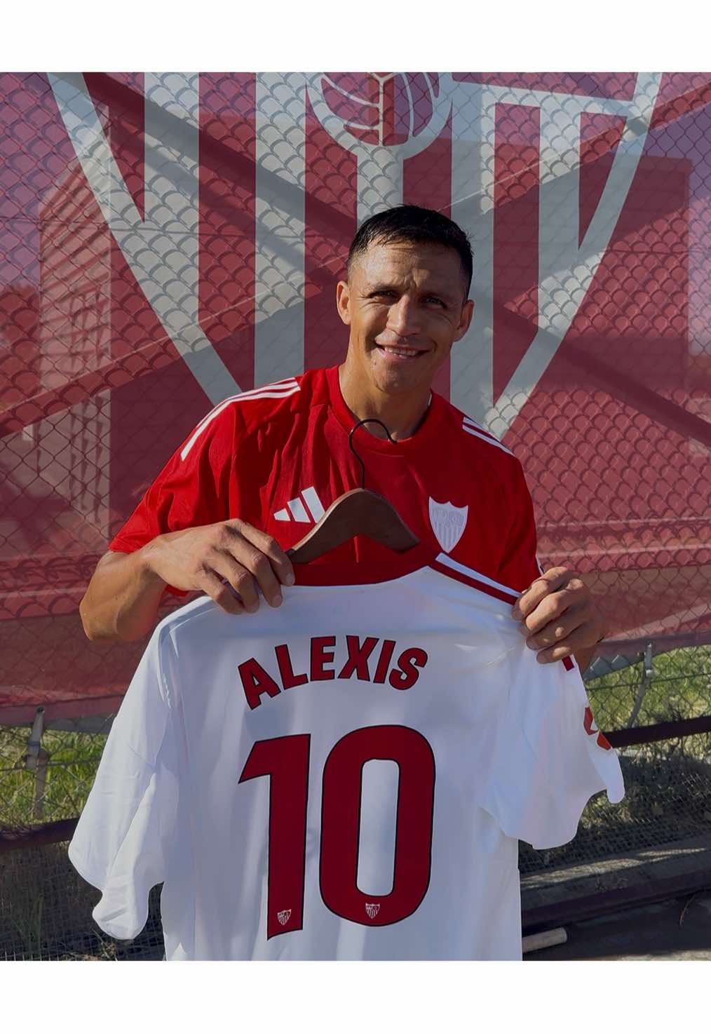 🇨🇱 Alexis Sánchez lucirá el dorsal 🔟 con el Sevilla FC ❤️ #SevilaFC #deportesentiktok #tiktokfootballacademy #alexissanchez 